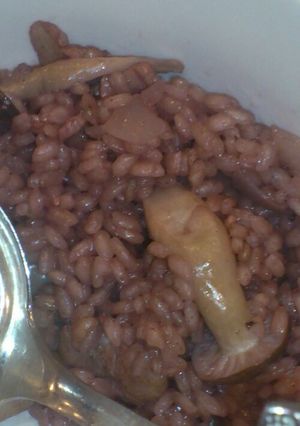 赤ワインでたいたお肉のピラフ-レシピのメイン写真