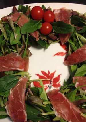 超簡単!クリスマスリースサラダ-レシピのメイン写真