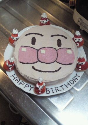 ☆苺サンタとアンパンマンケーキ☆-レシピのメイン写真