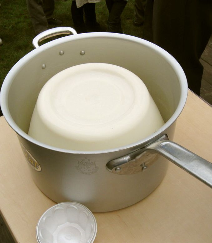 十勝産牛乳で作るバケツプリン-レシピのメイン写真