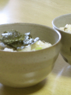 簡単な夜食に・軽食に☆もずく雑炊-レシピのメイン写真