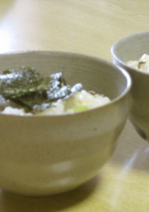 簡単な夜食に・軽食に☆もずく雑炊-レシピのメイン写真