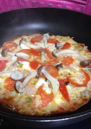 ピザソース不要、パリパリ食感のPIZZA-レシピのメイン写真