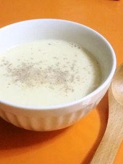 お味噌とたまごのホットミルクスープ-レシピのメイン写真
