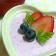 イチゴとブルーベリーのレアチーズムース