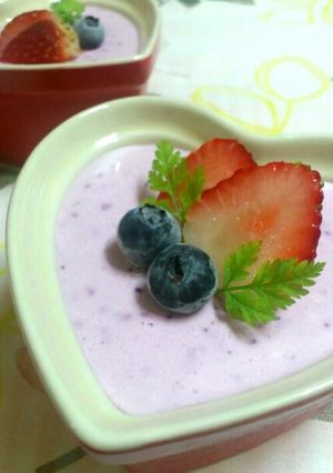 イチゴとブルーベリーのレアチーズムース-レシピのメイン写真