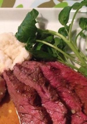 20分でソースまで出来るローストビーフ-レシピのメイン写真