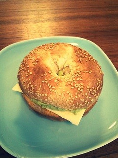 アボカド☆ベーグルサンド-レシピのメイン写真