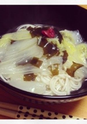 寒い日に☆梅わかめのとろーり白菜めん-レシピのメイン写真