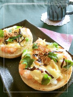 ボイルエビの醤油麹×塩昆布和トースト-レシピのメイン写真