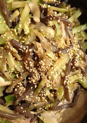 ブロッコリーの芯とお野菜の炒め物-レシピのメイン写真