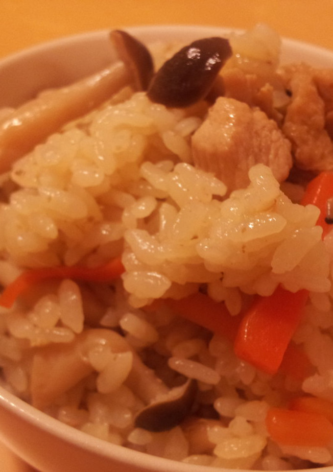 **私の母の炊き込みご飯**-レシピのメイン写真