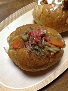焼きそばの残りで☆焼きそばパン-レシピのメイン写真
