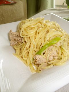 シンプルで簡単!豚肉とねぎの黒酢焼きそば-レシピのメイン写真