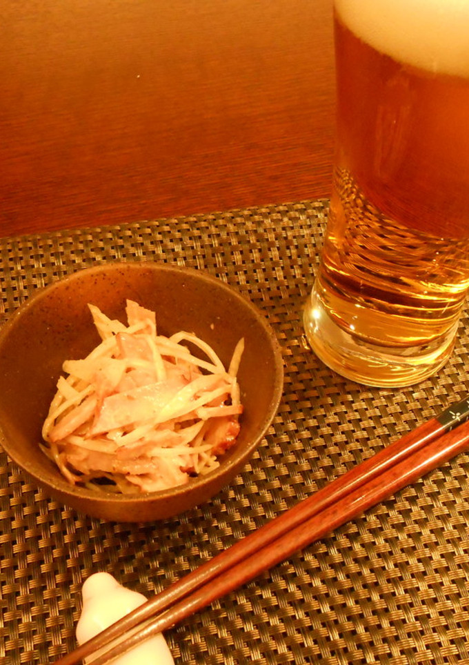 ビールに合う★焼豚と玉ねぎの簡単おつまみ-レシピのメイン写真