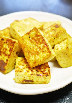 焼き木綿豆腐。カレー味！-レシピのメイン写真