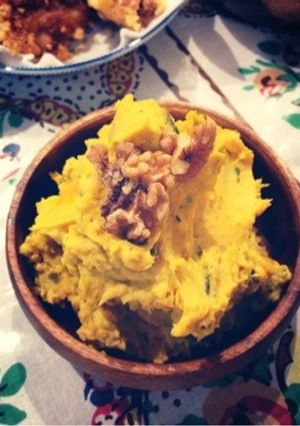 かぼちゃの煮物とクルミのサラダ-レシピのメイン写真