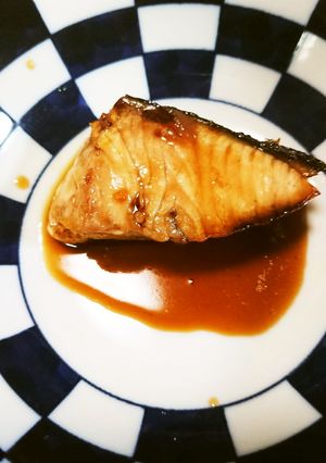 おせち料理には和食、ブリの照り焼き-レシピのメイン写真