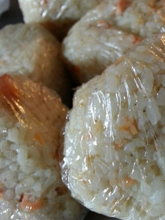 鮭とゴマの混ぜご飯-レシピのメイン写真