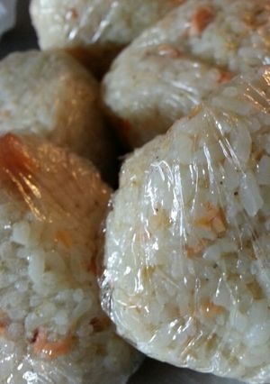 鮭とゴマの混ぜご飯-レシピのメイン写真
