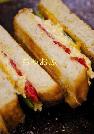 具だくさんの贅沢タマゴトーストサンド-レシピのメイン写真