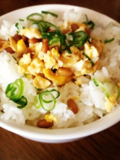 フライパンで5分☆簡単卵納豆そぼろ-レシピのメイン写真