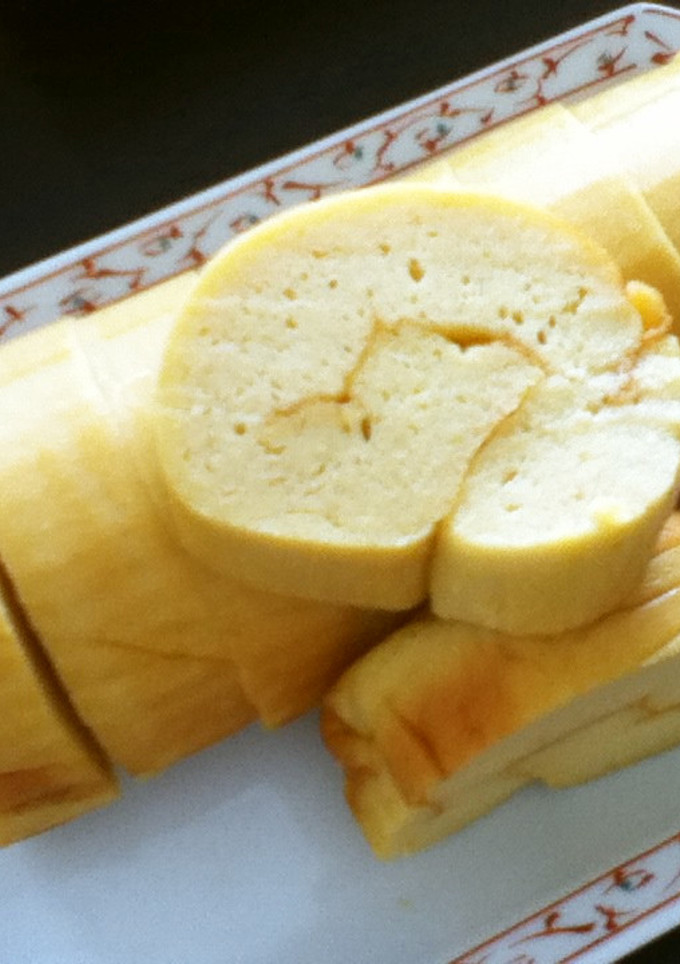 混ぜて焼くだけ！簡単手作り伊達巻-レシピのメイン写真