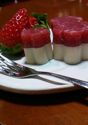 お正月に!苺と牛乳の紅白寒天-レシピのメイン写真