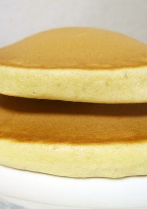 ふんわリッチ＊ホットケーキ-レシピのメイン写真