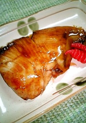 フライパンで焼き目も綺麗にぶりの照り焼き-レシピのメイン写真