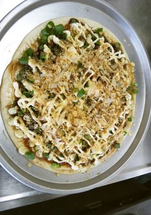 超簡単最速!お好み焼きピザ-レシピのメイン写真