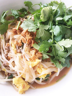 桜えびとひき肉のパッタイ風焼きうどん-レシピのメイン写真