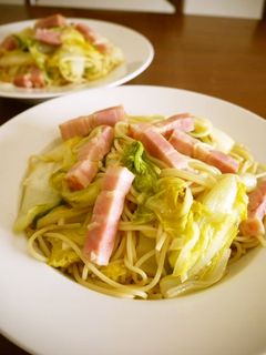 白菜とベーコンの煮込みパスタ♪-レシピのメイン写真