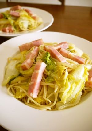 白菜とベーコンの煮込みパスタ♪-レシピのメイン写真