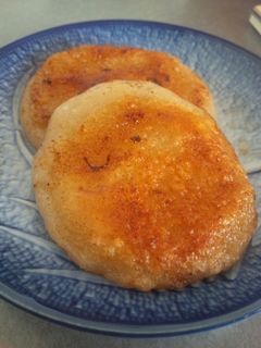 カリカリもちもち♪バター焼き餅-レシピのメイン写真