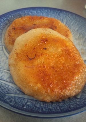 カリカリもちもち♪バター焼き餅-レシピのメイン写真
