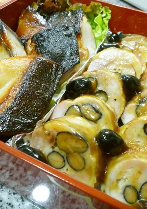 鶏もも肉と黒豆のガランティーヌ-レシピのメイン写真