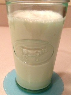A picture of 牛乳好きのためのミルクシェイク。.