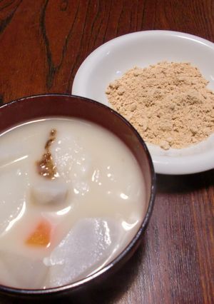 白みそで雑煮＆きな粉餅-レシピのメイン写真