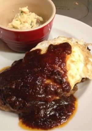 目玉焼きのせハンバーグ☃-レシピのメイン写真