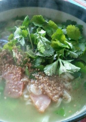 パクチーのせてデトックス塩ラーメン-レシピのメイン写真