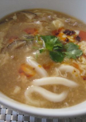 ゴマが決めて！酸辛うどん☆美味い-レシピのメイン写真
