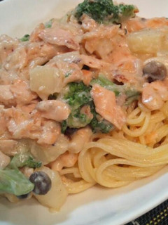 塩麹鮭の味噌クリームパスタ-レシピのメイン写真