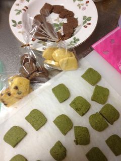 一度にできる4種類の簡単クッキー-レシピのメイン写真