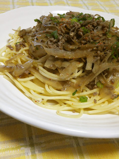 お箸で食べる☆ごぼうとひき肉の和風パスタ-レシピのメイン写真