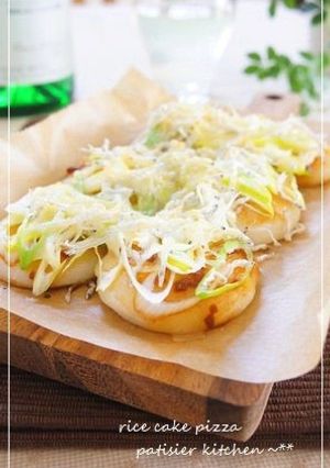 醤油麹でお餅ピザ～じゃこ葱マヨチーズ-レシピのメイン写真