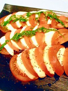 超簡単!2種類の味が楽しめるカプレーゼ-レシピのメイン写真