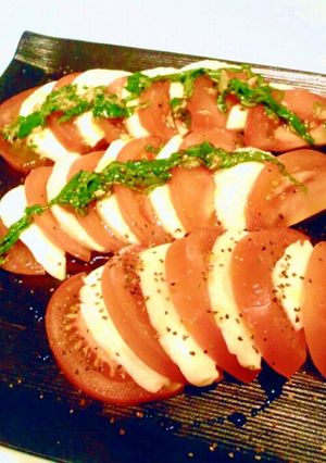 超簡単！2種類の味が楽しめるカプレーゼ-レシピのメイン写真