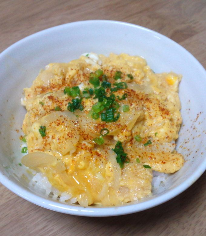 簡単ランチ〜ふわふわ玉子丼 by оしおりо 【クックパッド】 簡単