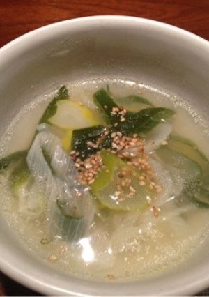 ウェイパーで簡単下仁田ネギの中華スープ-レシピのメイン写真